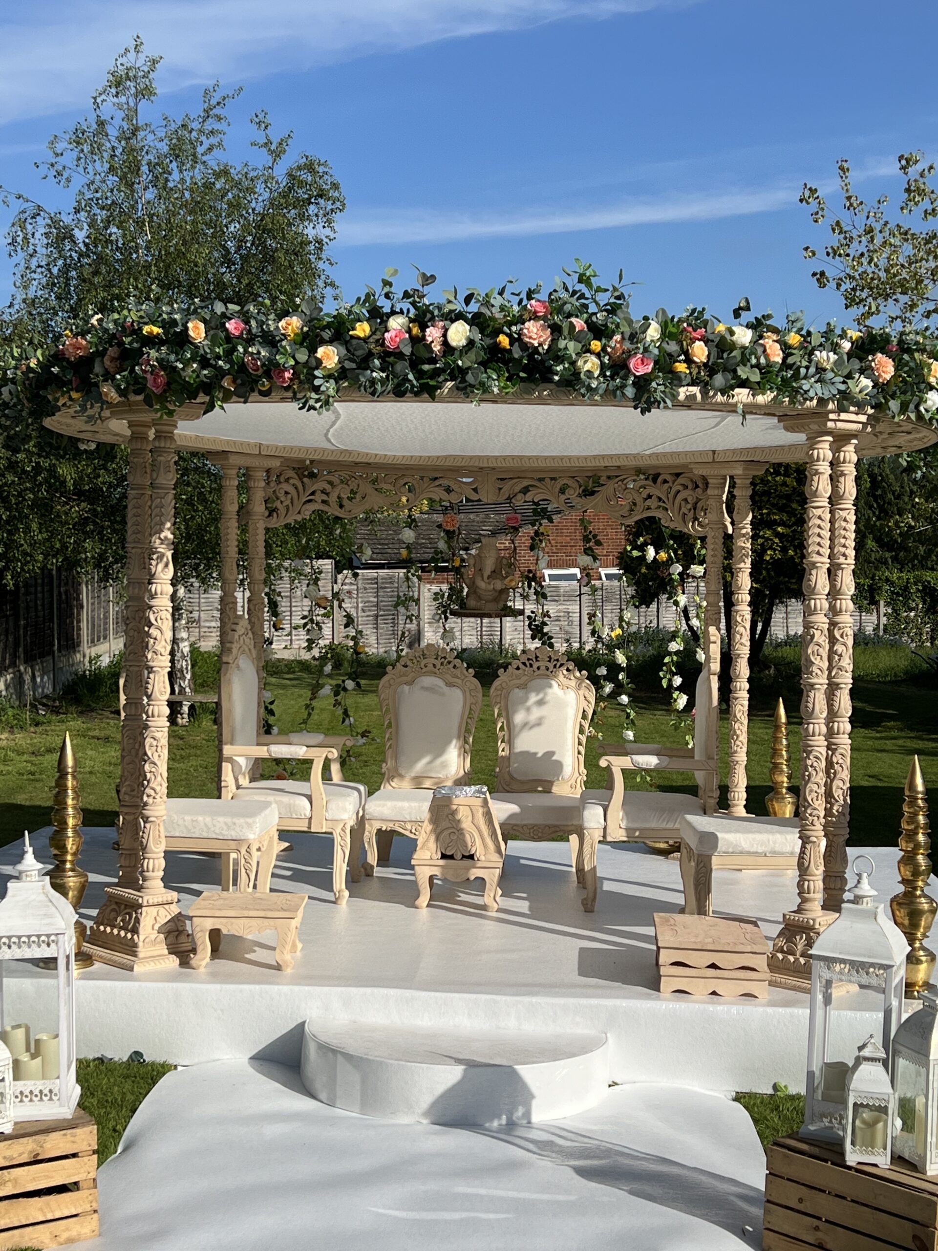 Garden - Home decor_London_Uk_Sai_Mandap(14) - Sai Mandaps