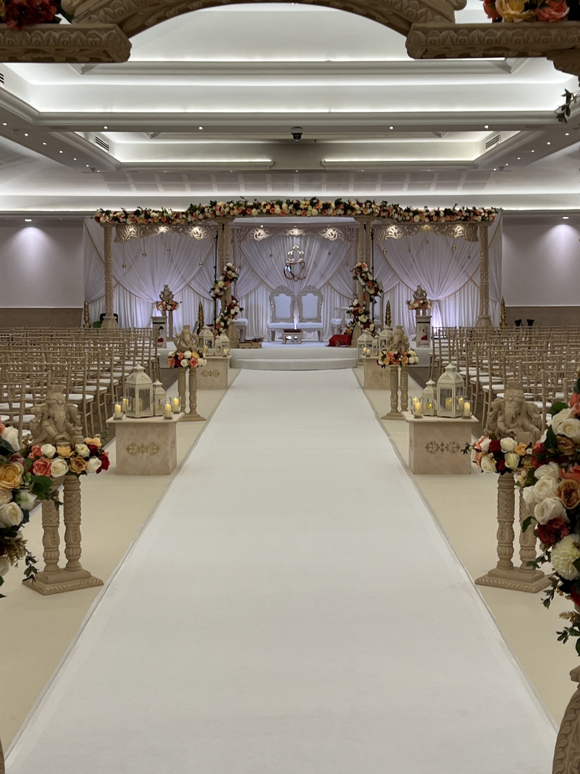 Oshwal Center_London_Uk_Sai_Mandap (7)- Sai Mandaps