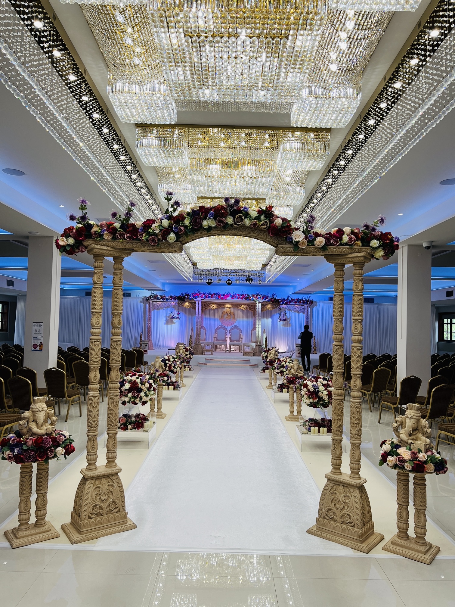 Willesden temple_London_Uk_Sai_Mandap 3)- Sai Mandaps