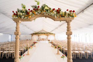 Radhika floating mandap at Devere cotswold - Sai mandaps
