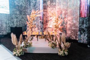 Head table ponsbourne