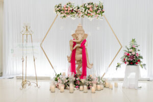 Foyer decor at Sattavis Sai_Mandap