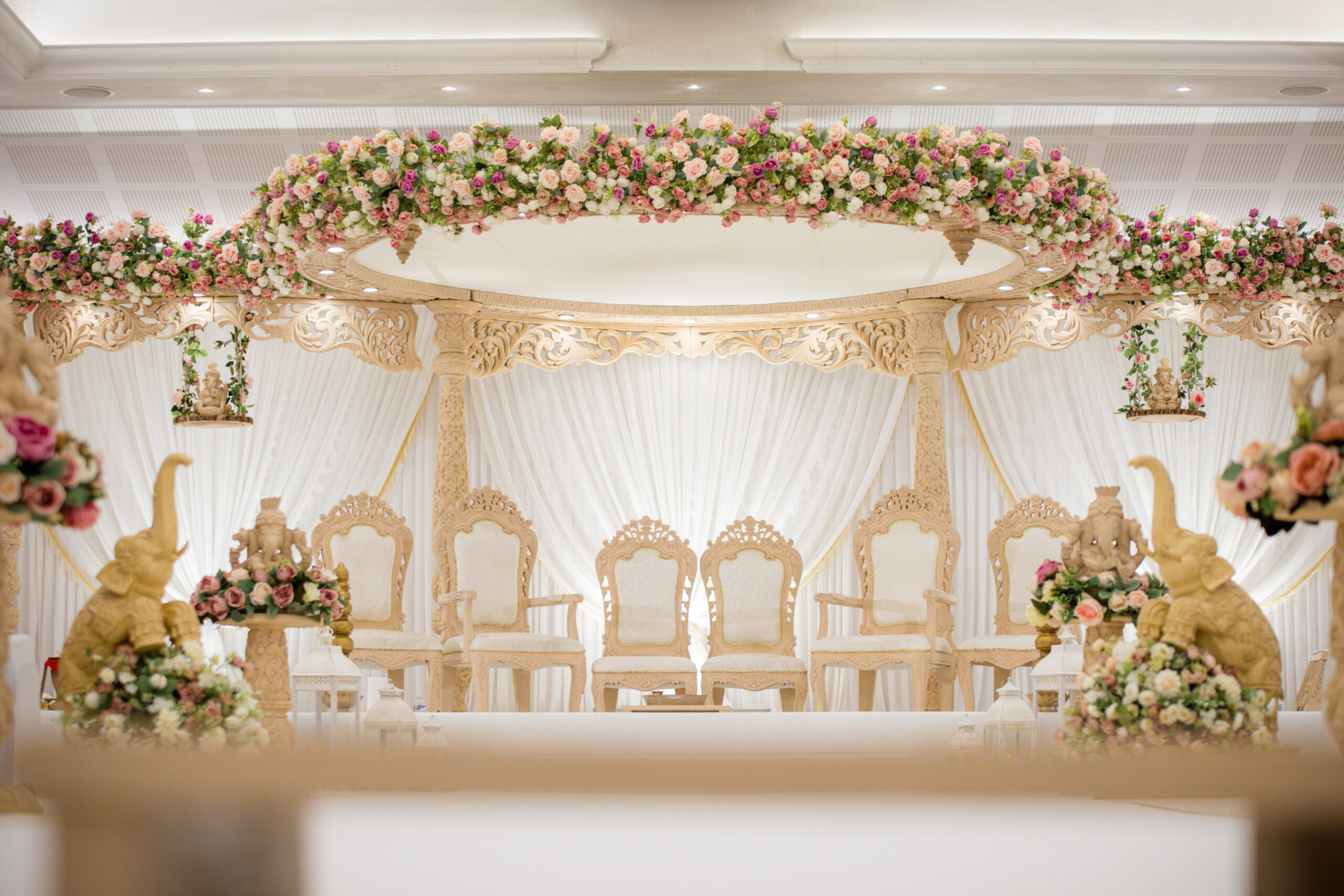 Megha mandap floating