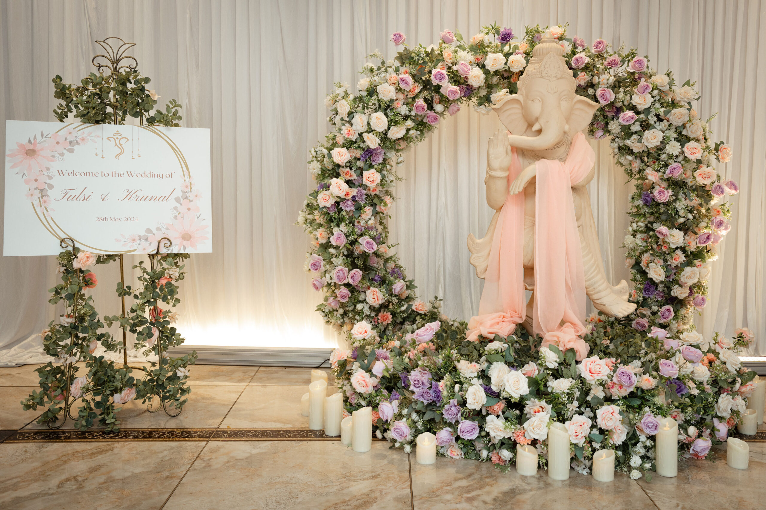 Foyer decor at Grand sapphire - Sai mandaps