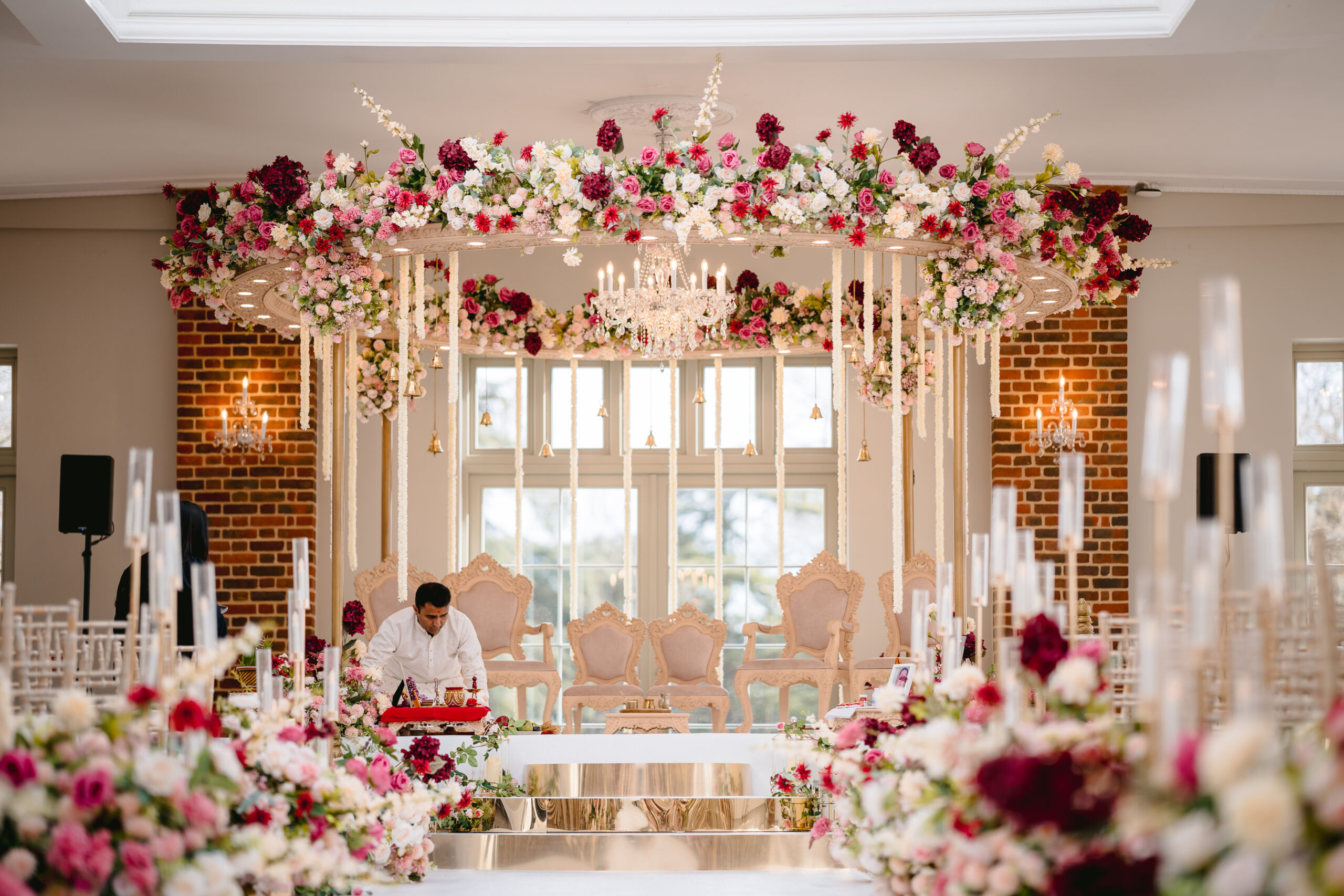 Ishani Mandap at Offley place - Sai Mandaps , Olivinestudio