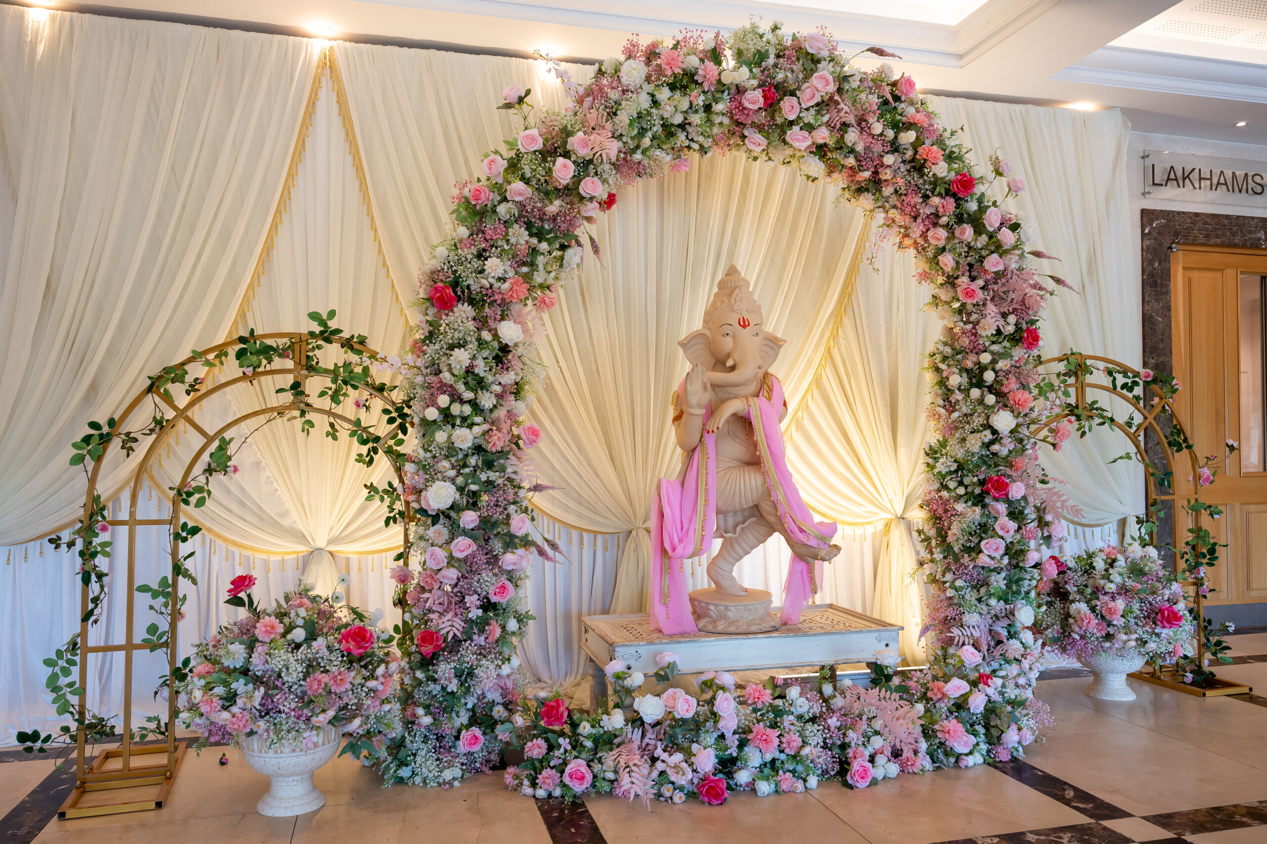 Foyer decor at Oshwal centre