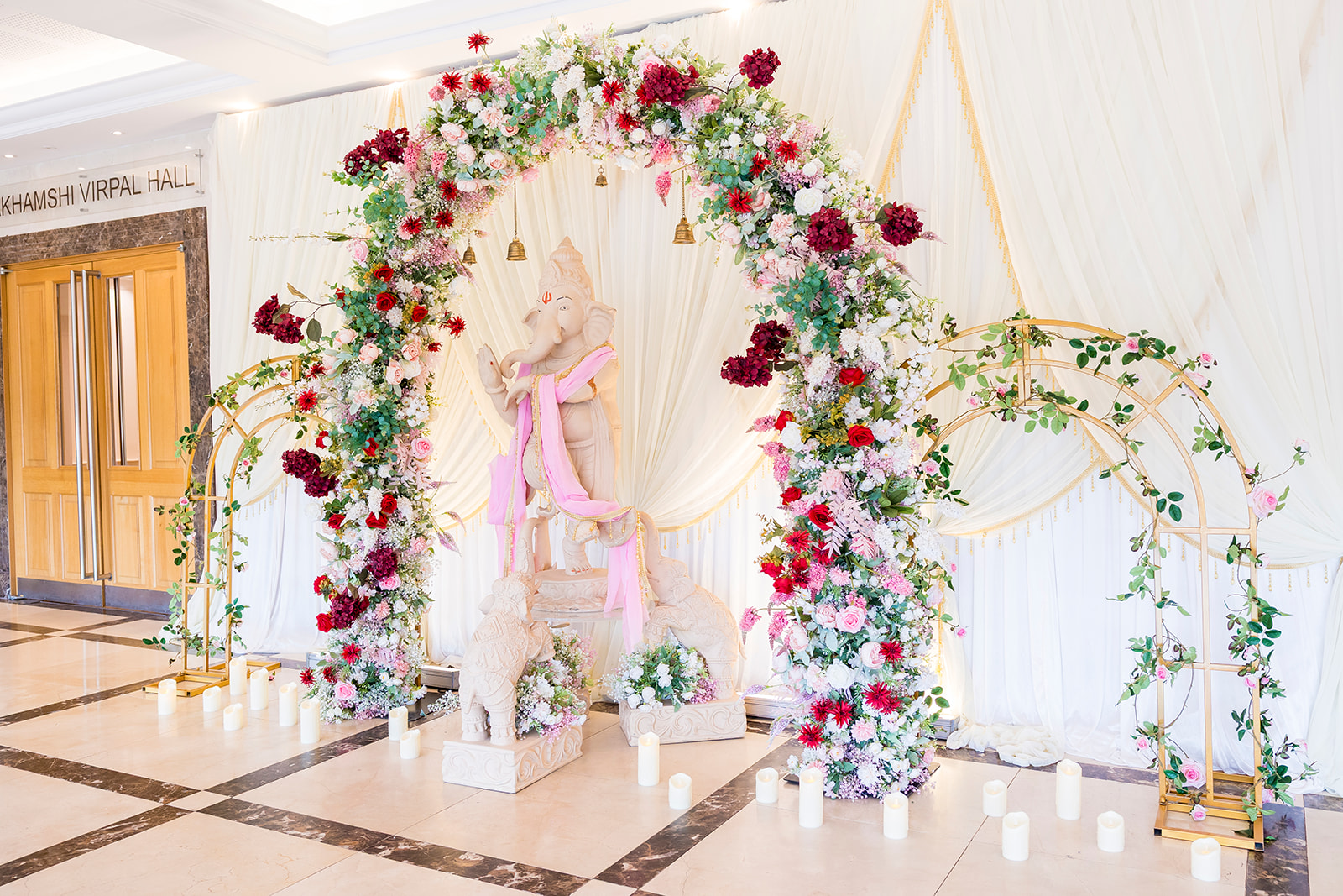 Foyer decor at Oshwal centre